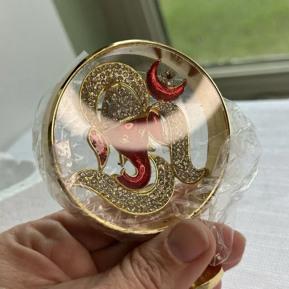 Om Shanti Ganesha Idol Figurine – Gold Red Jeweled Hindu Car Dashboard Statue